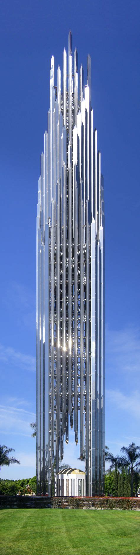 luxodor crystal building.